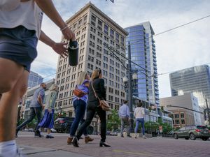 (Francisco Kjolseth | The Salt Lake Tribune) People enjoy an evening in downtown Salt Lake City on Tuesday, May 30, 2023. Visits to the heart of Salt Lake City, a study shows, have surpassed pre-pandemic levels.