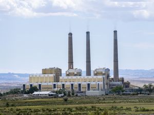 (Rick Egan | The Salt Lake Tribune)  The Huntington Power Plant in Emery County, on Thursday, July 21, 2022. Utah officials are challenging a federal proposal to limit pollution from Huntington and other coal plants in Utah.